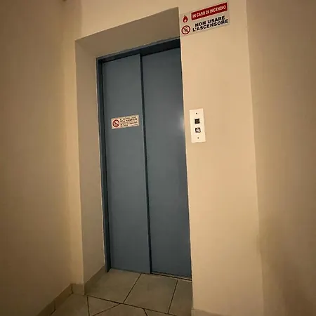 Desiree 2 Отель