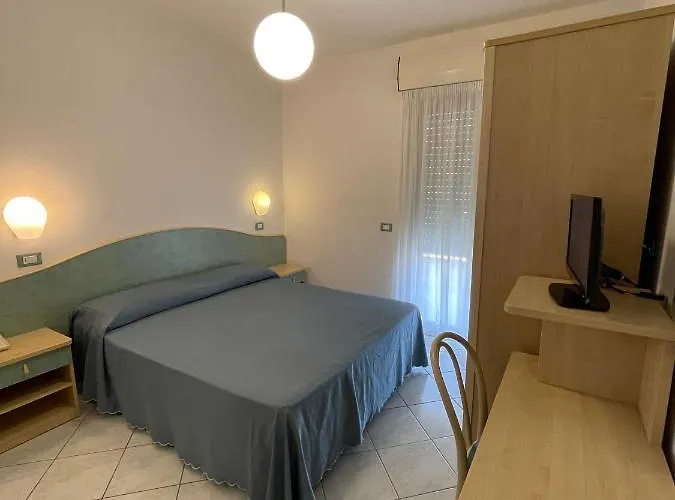 Hotel Desiree 2 Alba Adriatica