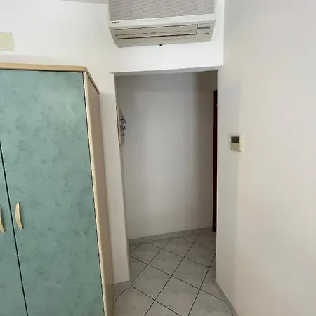 Desiree 2 Szálloda 2*