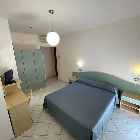 Hotel Desiree 2 Alba Adriatica