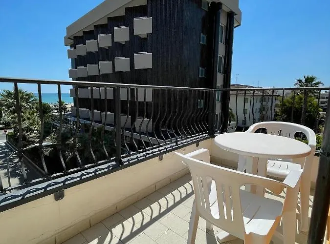 Desiree 2 2* Alba Adriatica